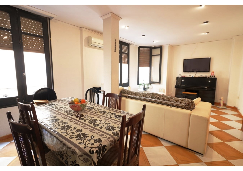 Apartament w Walencji w najdroższej części miasta
